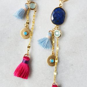 BOUCLES D’OREILLES – Pendants d’oreilles pierre lapis lazuli pompons et pampilles