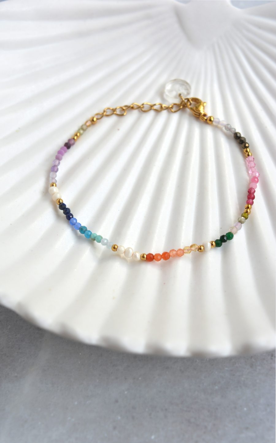 Bracelet Maya petites perles en pierres naturelles chaîne inoxydable
