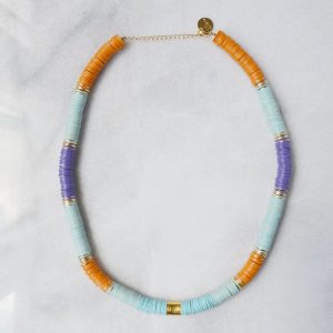 Collier Ghana – Collier heishi vinyle recyclé et perles doré à l’or fin cylindrique
