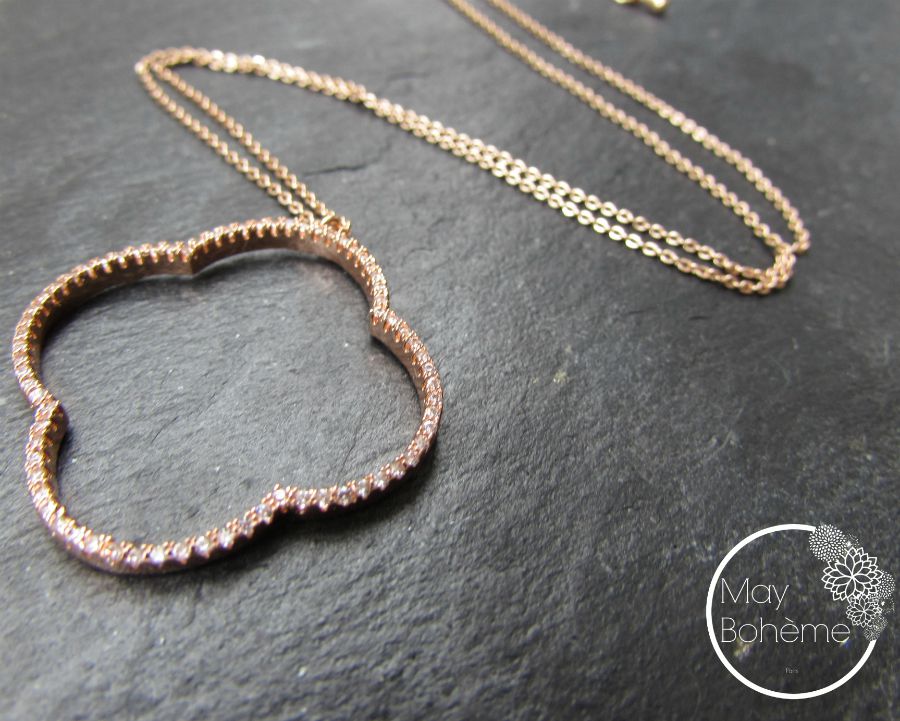 Collier ATIKA – Trèfle oriental serti de zirconium, chaîne fine, plaqué or rose – Image 5