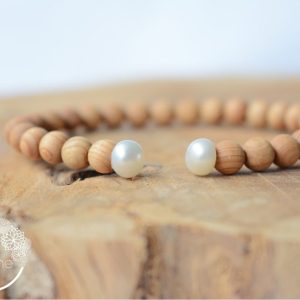 Jonc Angel – Perles de bois de santal et perles d’eau douce
